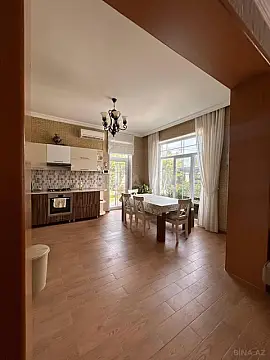 Satılır 5 otaqlı həyət evi 187 m²