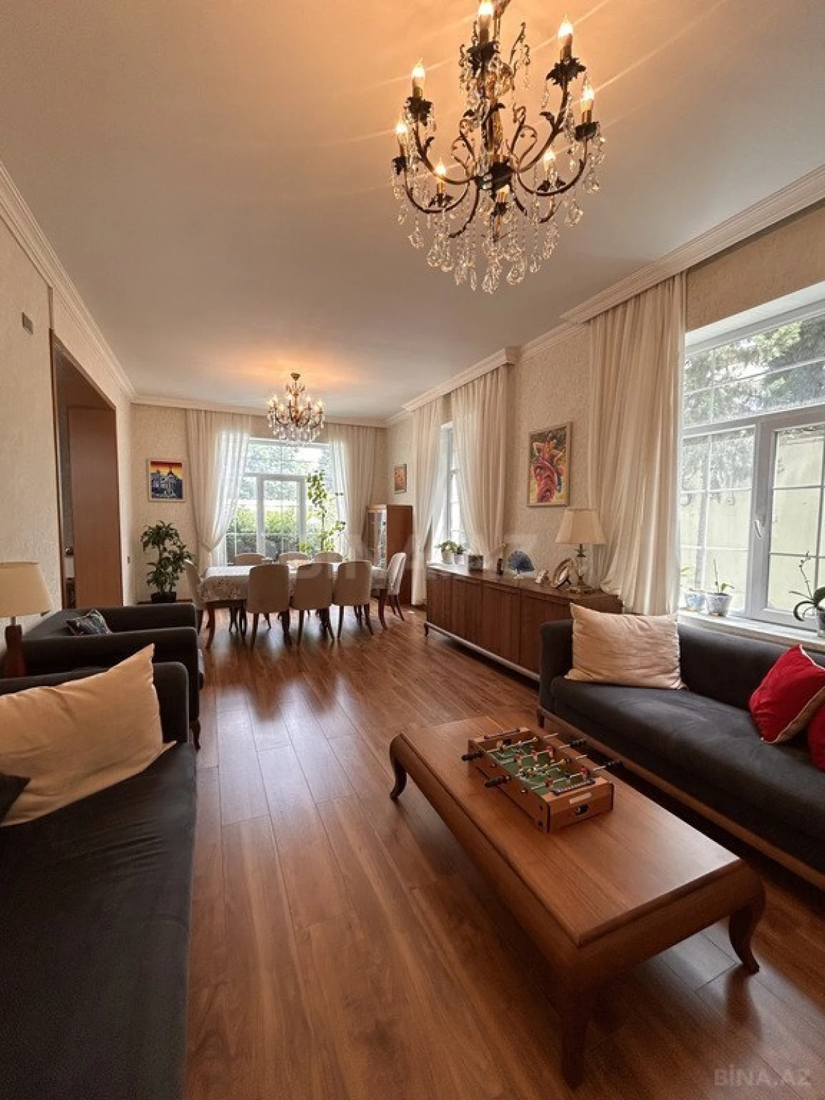 Satılır 5 otaqlı həyət evi 187 m²