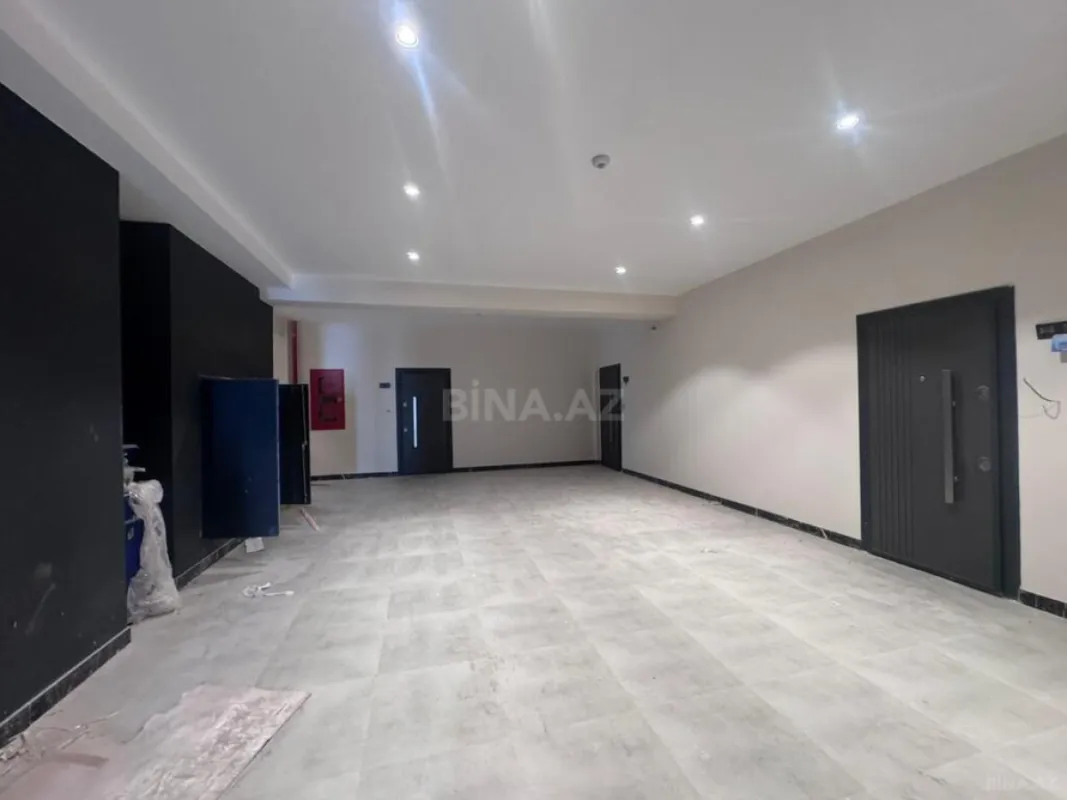 Satılır 2 otaqlı mənzil 117 m²