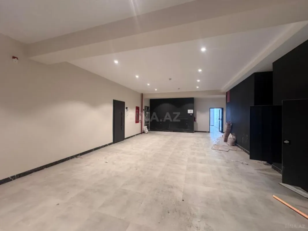 Satılır 2 otaqlı mənzil 117 m²