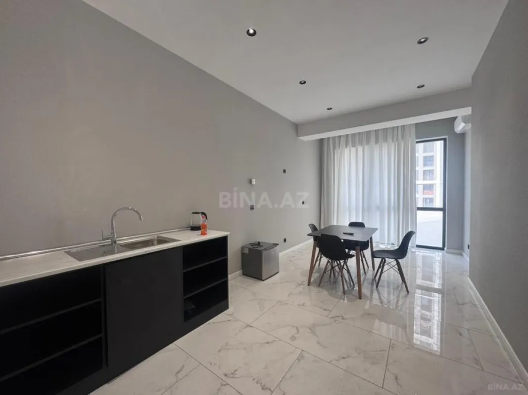 Satılır 2 otaqlı mənzil 117 m²