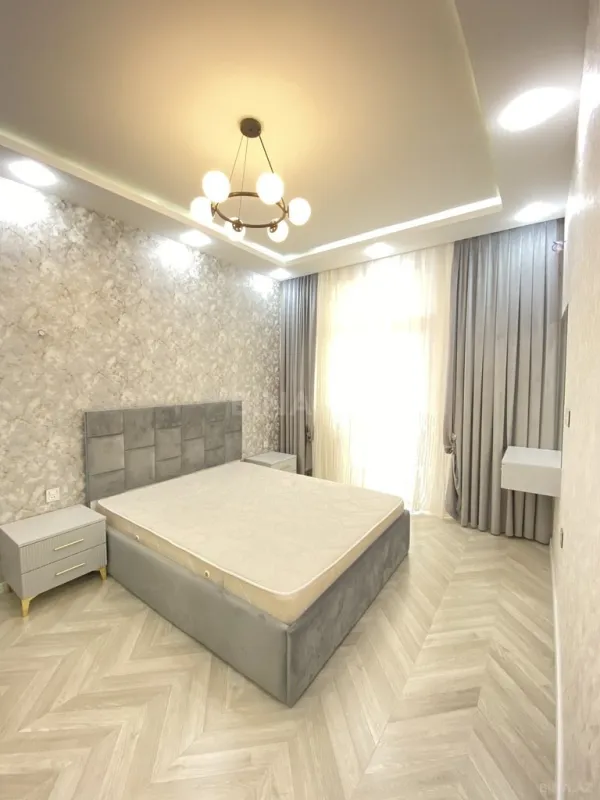 Kirayə verilir 2 otaqlı mənzil 65 m²