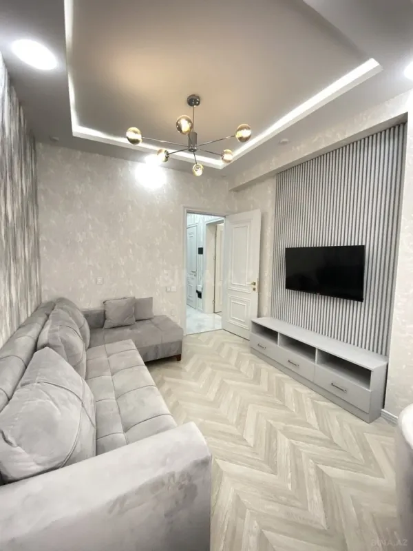 Kirayə verilir 2 otaqlı mənzil 65 m²