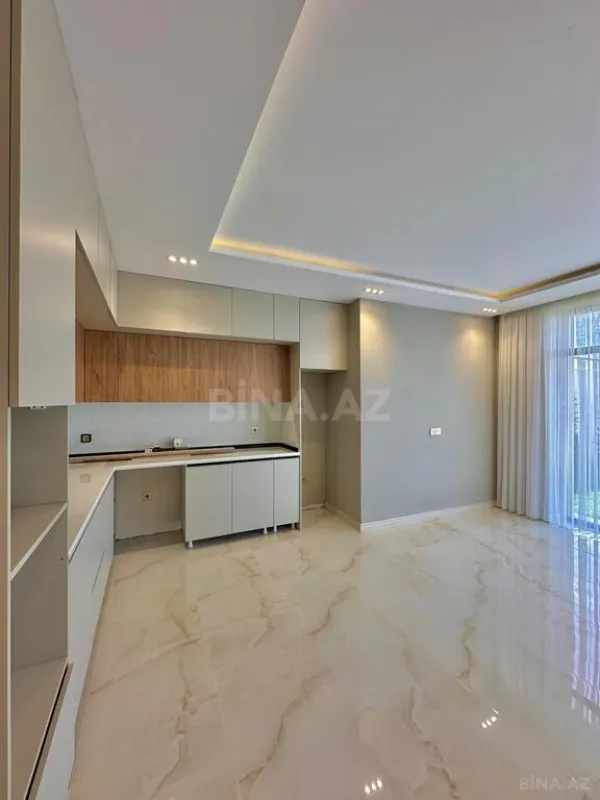 Satılır 4 otaqlı həyət evi 180 m²