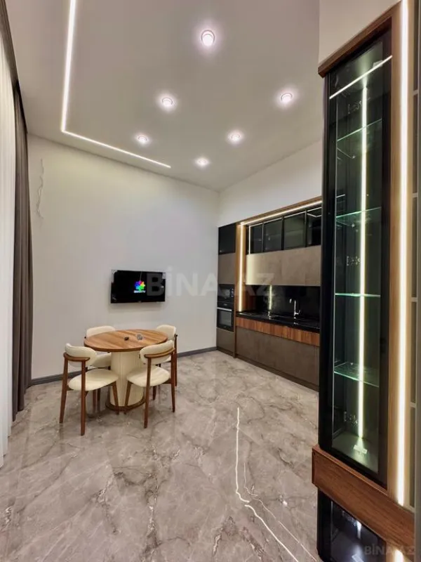 Satılır 4 otaqlı həyət evi 175 m²