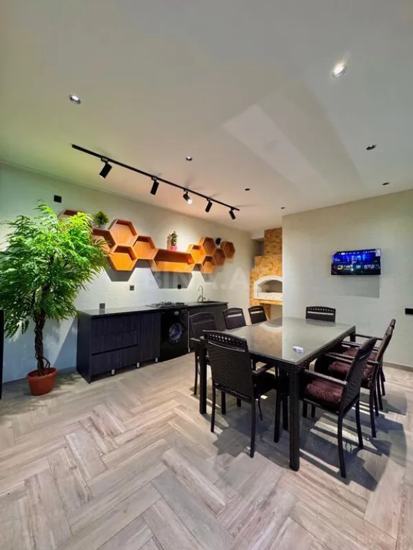 Satılır 4 otaqlı həyət evi 175 m²