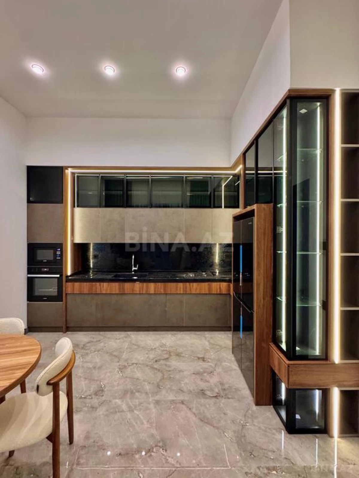 Satılır 4 otaqlı həyət evi 175 m²