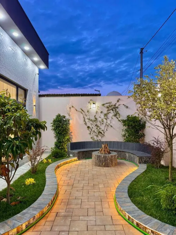 Satılır 4 otaqlı həyət evi 175 m²