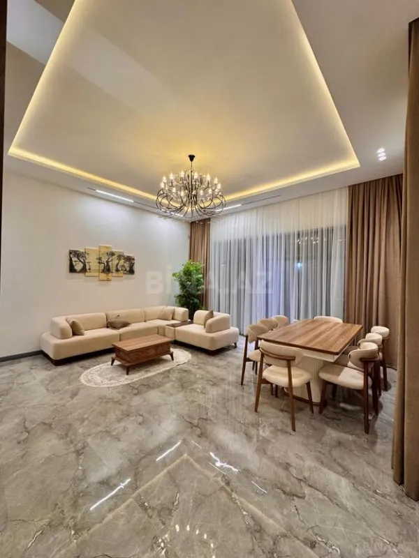 Satılır 4 otaqlı həyət evi 175 m²