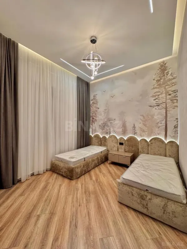 Satılır 4 otaqlı həyət evi 175 m²