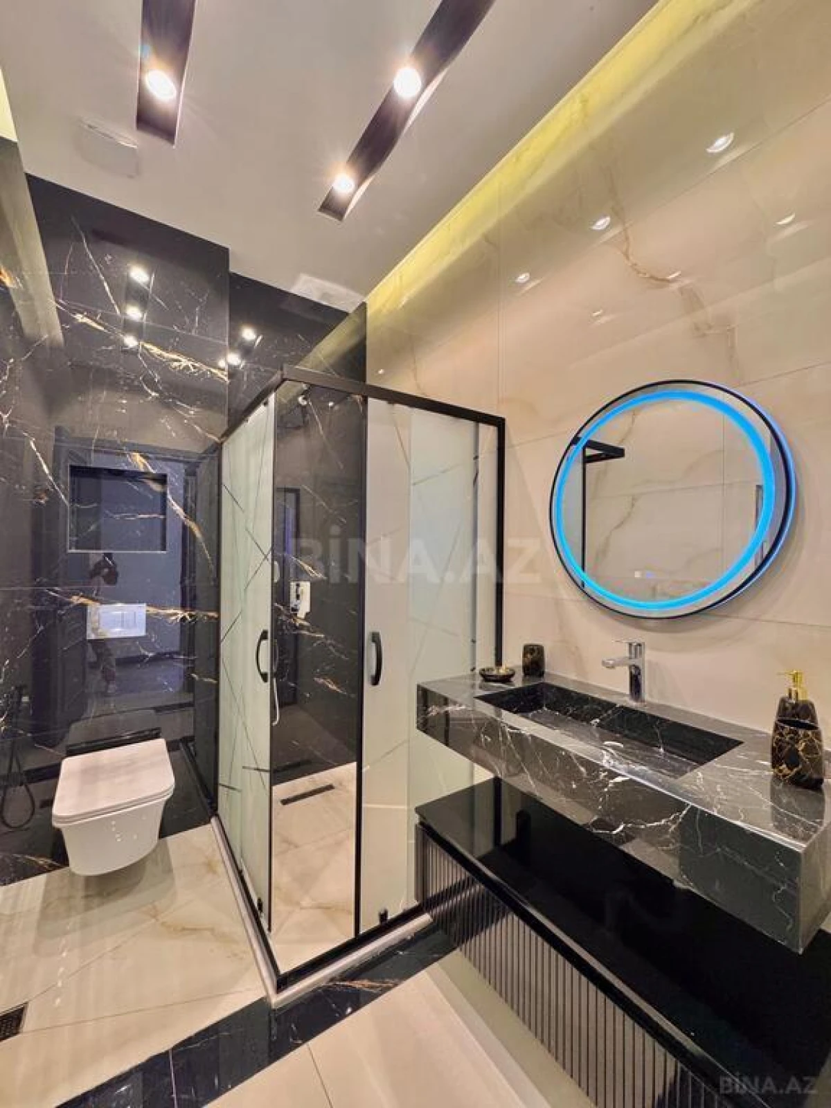 Satılır 4 otaqlı həyət evi 175 m²