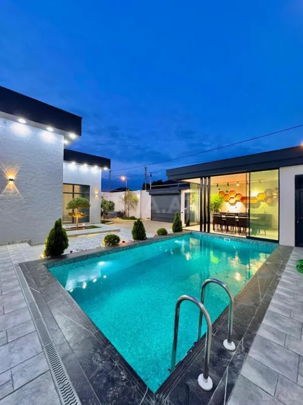 Satılır 4 otaqlı həyət evi 175 m²