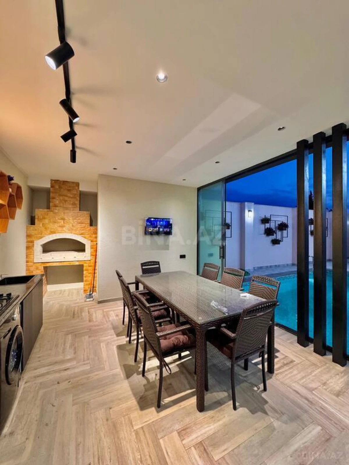 Satılır 4 otaqlı həyət evi 175 m²