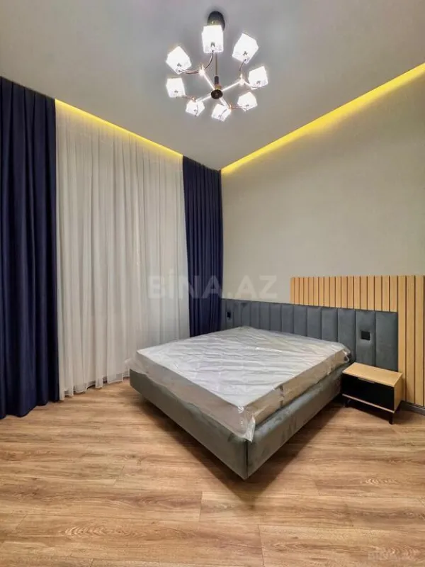 Satılır 4 otaqlı həyət evi 175 m²