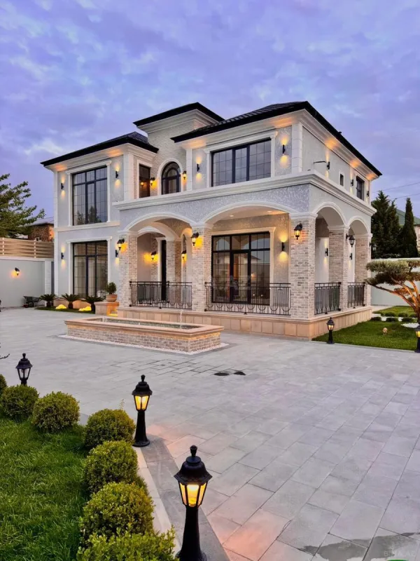Satılır 6 otaqlı həyət evi 430 m²