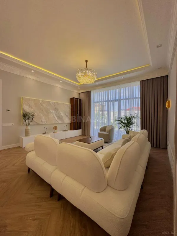 Satılır 6 otaqlı həyət evi 430 m²