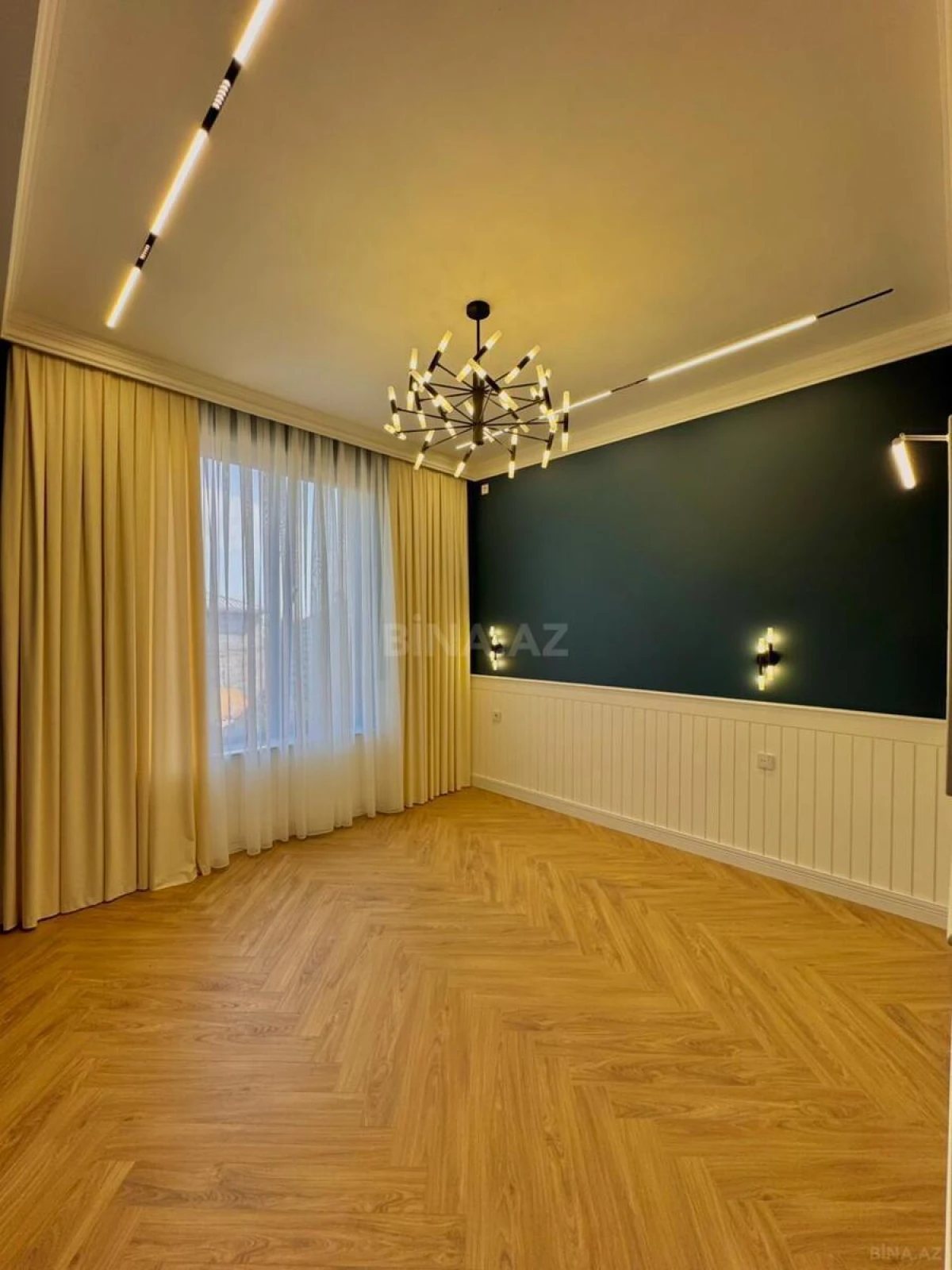 Satılır 6 otaqlı həyət evi 430 m²