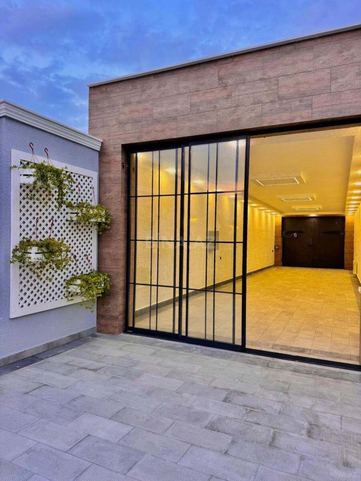 Satılır 6 otaqlı həyət evi 430 m²