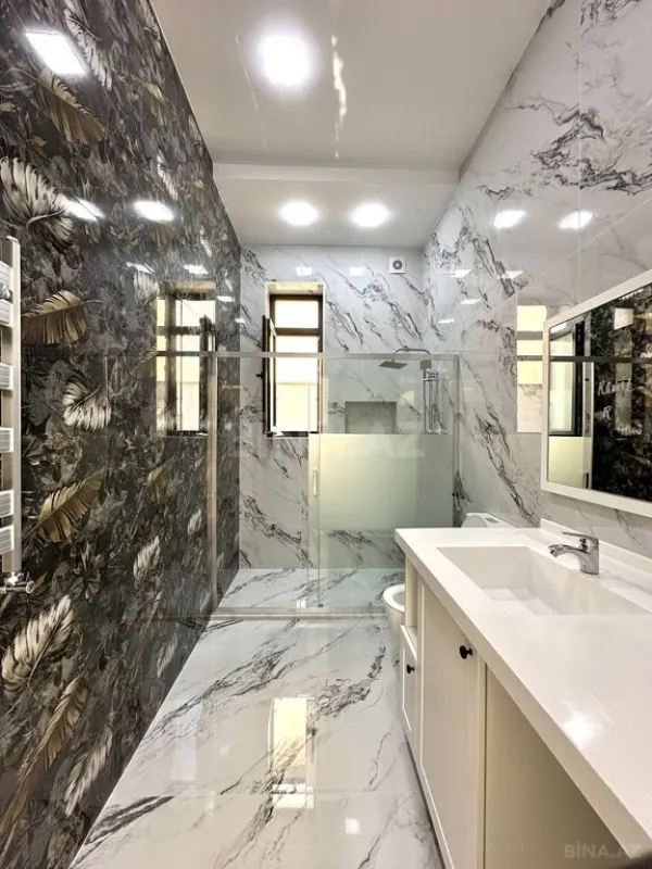 Satılır 5 otaqlı həyət evi 260 m²