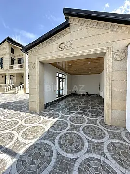Satılır 5 otaqlı həyət evi 260 m²