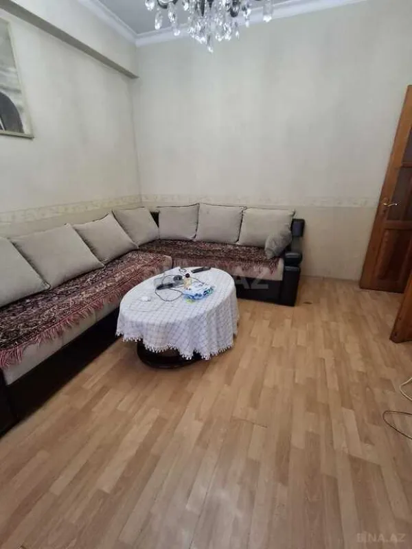 Satılır 2 otaqlı mənzil 60 m²
