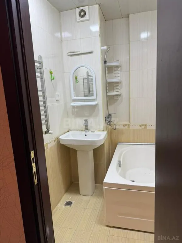 Satılır 1 otaqlı mənzil 55 m²