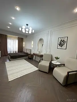 Kirayə verilir 2 otaqlı mənzil 105 m²