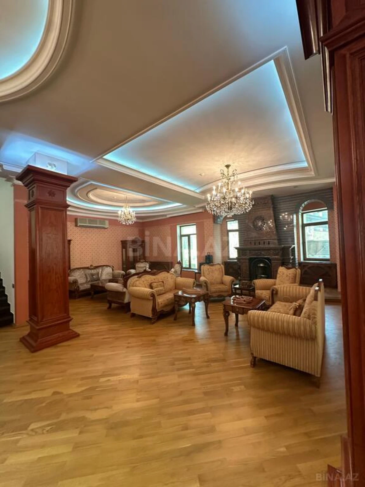 Satılır 18 otaqlı həyət evi 1200 m²