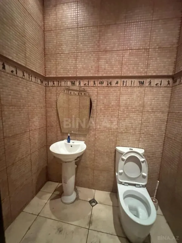 Satılır 18 otaqlı həyət evi 1200 m²