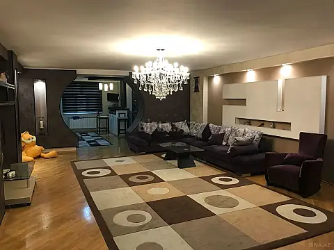 Satılır 3 otaqlı mənzil 120 m² — Bakı, Memar Əcəmi yanı 3 otaq 120.00 m²