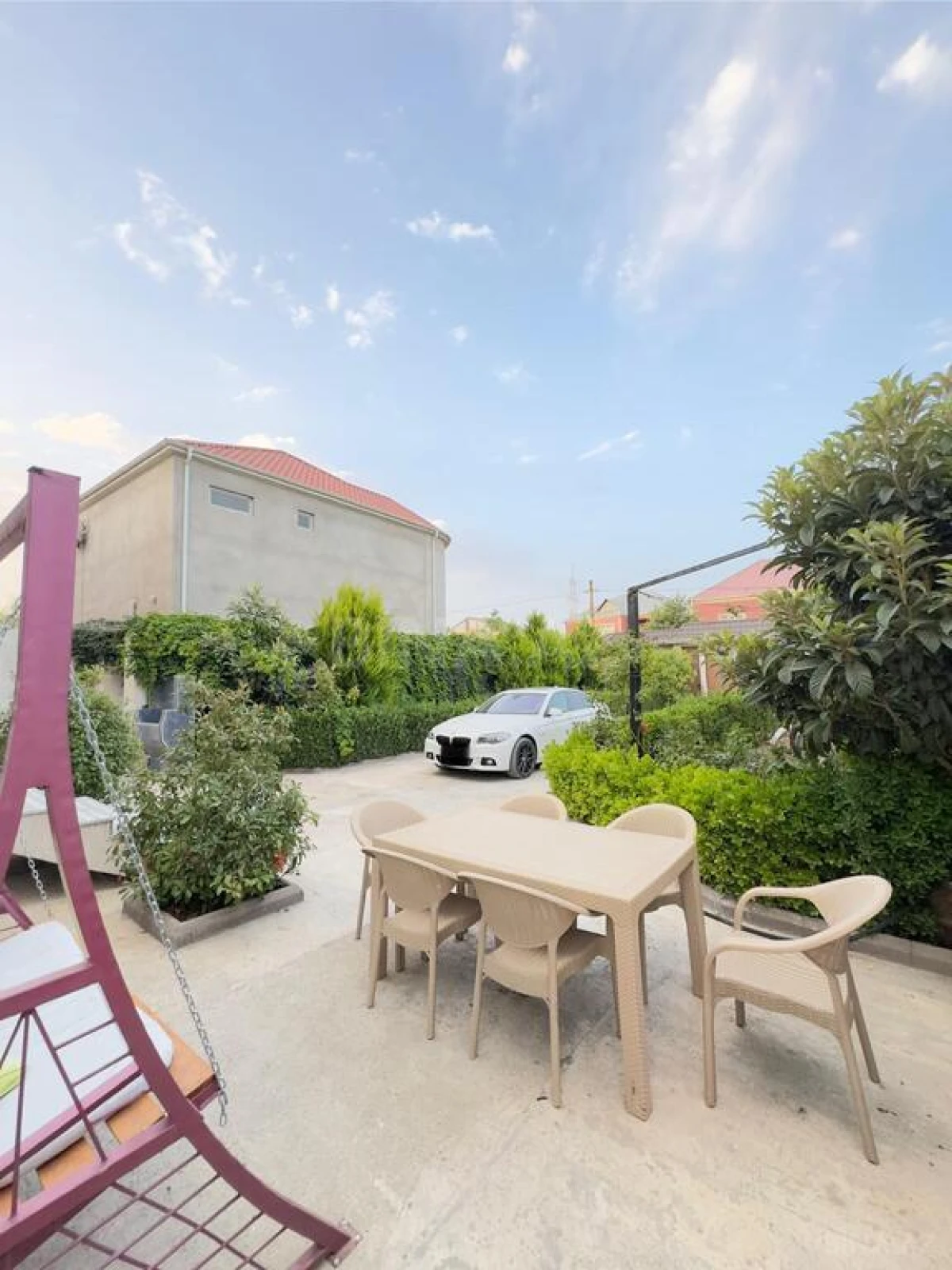 Satılır 5 otaqlı həyət evi 310 m²