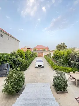 Satılır 5 otaqlı həyət evi 310 m²