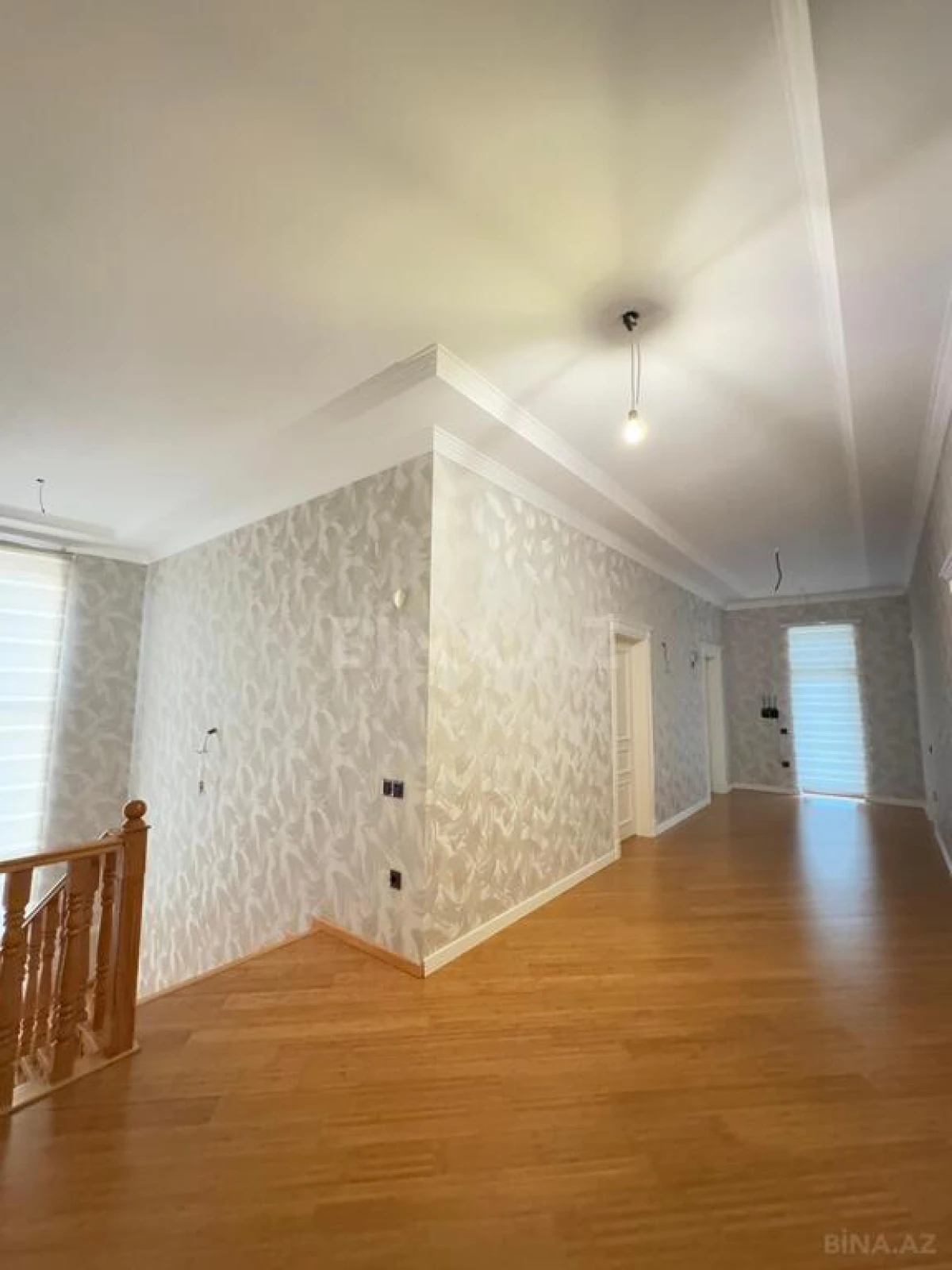 Satılır 5 otaqlı həyət evi 310 m²