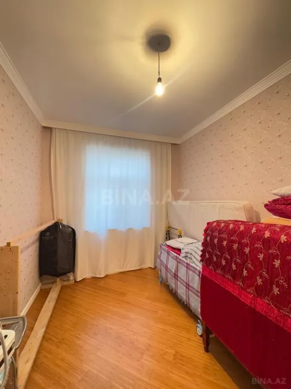 Satılır 5 otaqlı həyət evi 310 m²