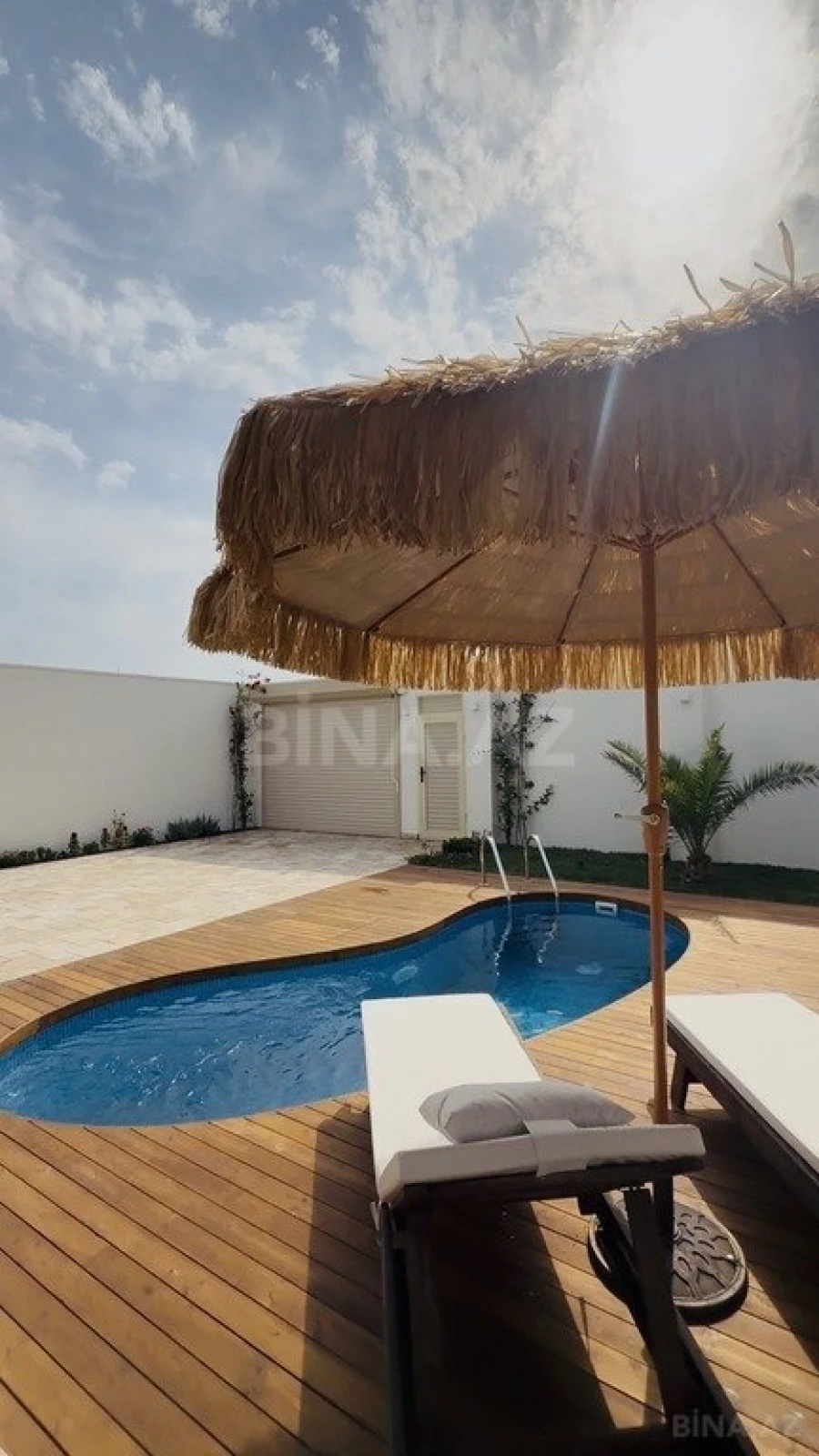 Kirayə verilir 3 otaqlı həyət evi 240 m²