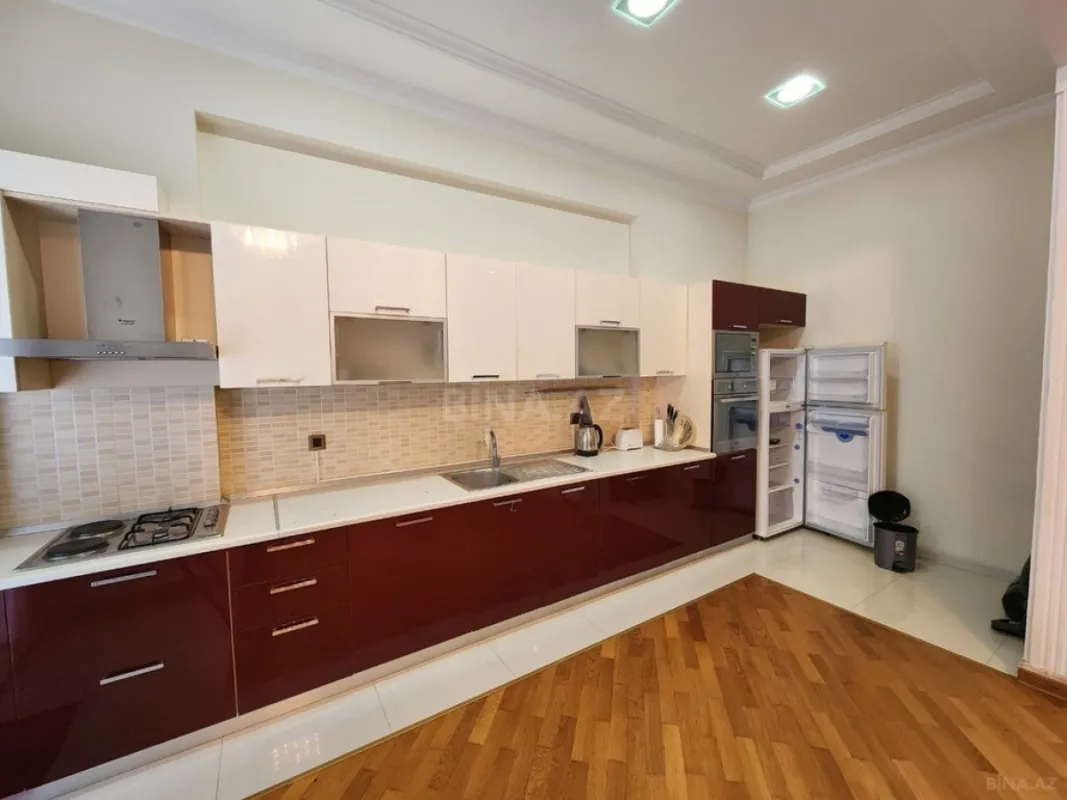 Kirayə verilir 2 otaqlı mənzil 85 m²