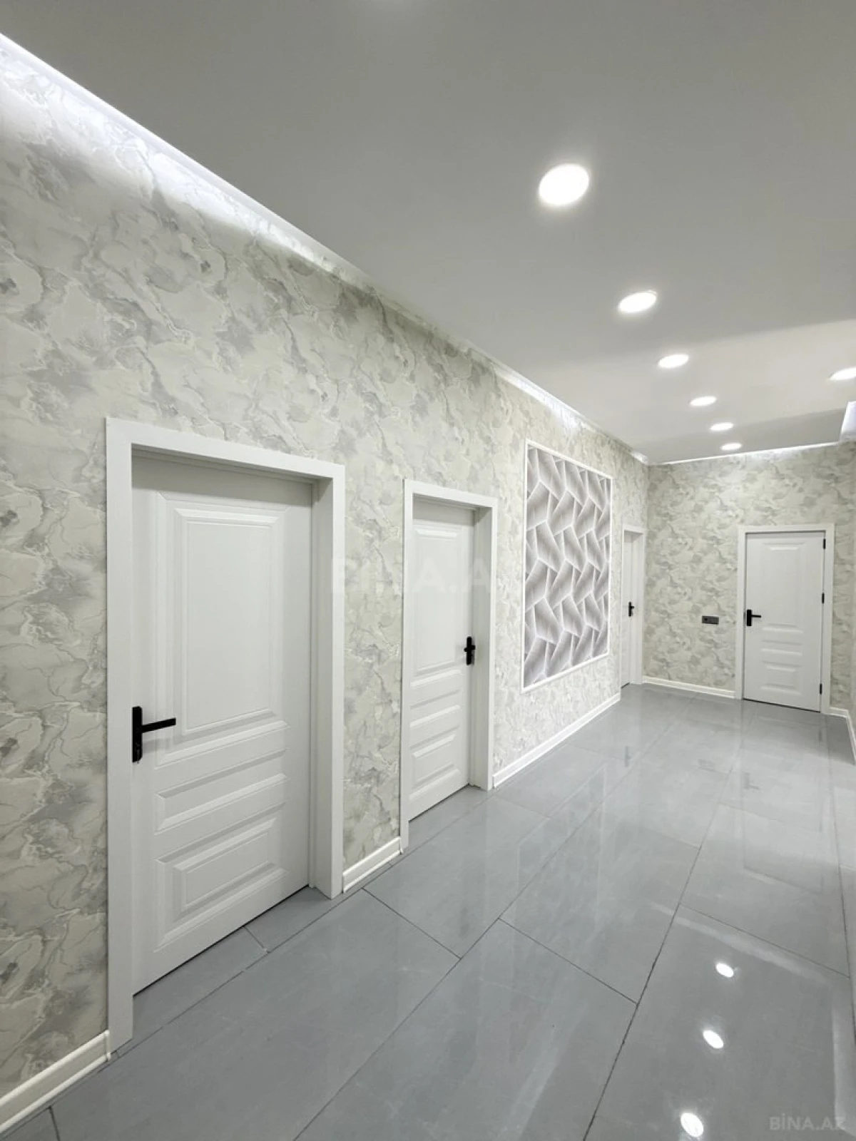 Satılır 4 otaqlı həyət evi 160 m²