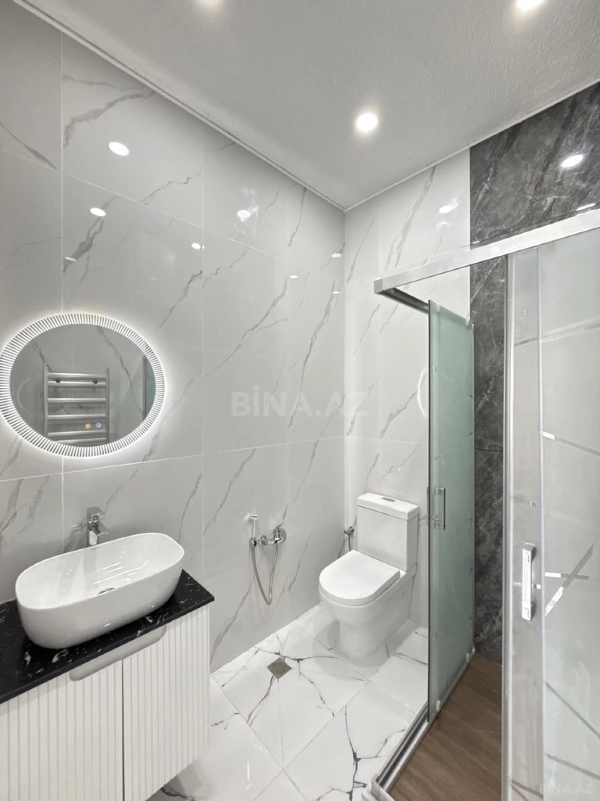 Satılır 4 otaqlı həyət evi 160 m²