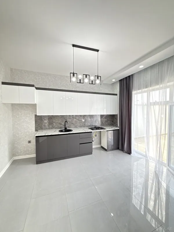 Satılır 4 otaqlı həyət evi 160 m²