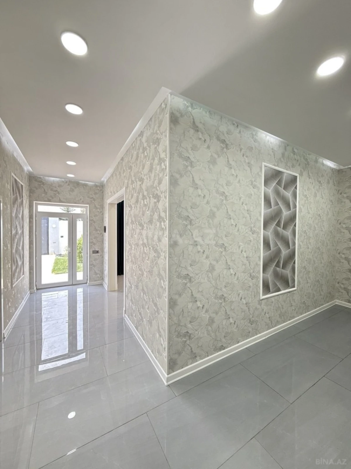 Satılır 4 otaqlı həyət evi 160 m²