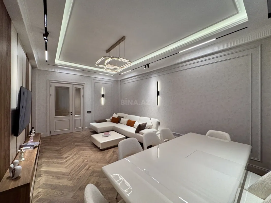 Satılır 3 otaqlı mənzil 120 m²