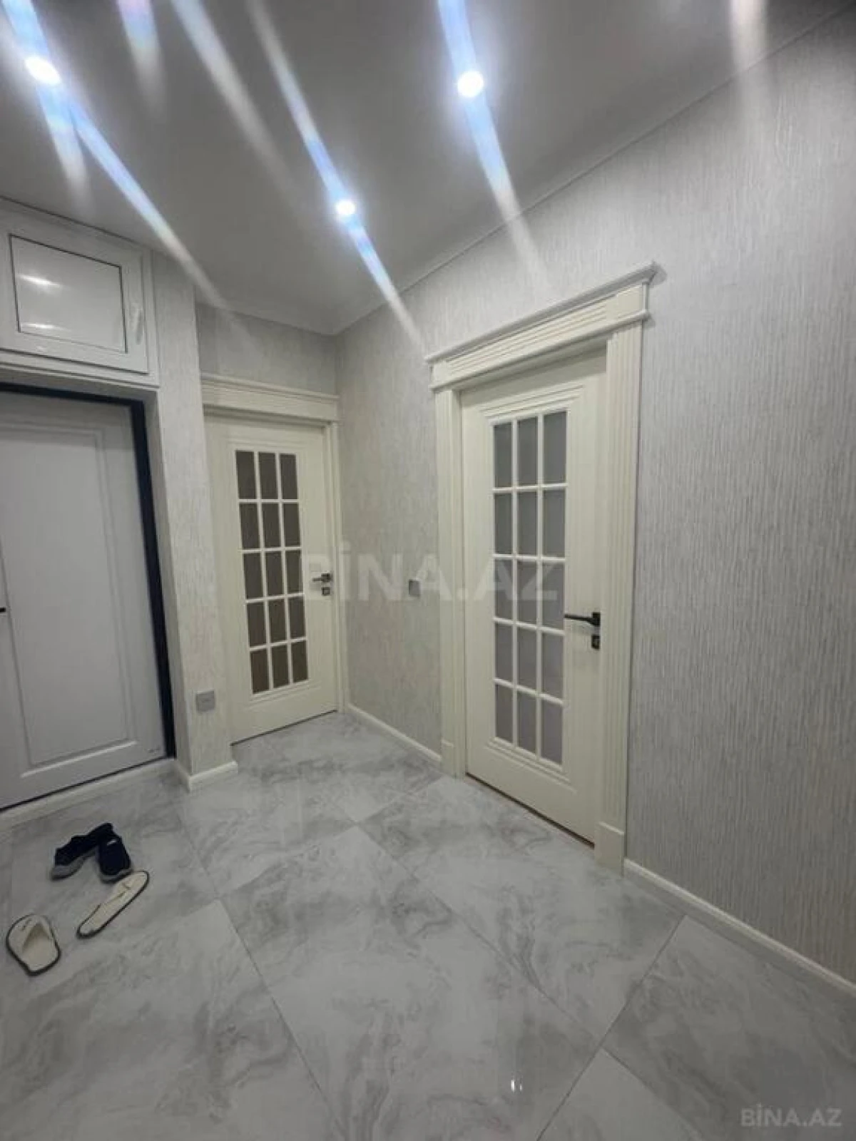 Satılır 4 otaqlı mənzil 100 m²
