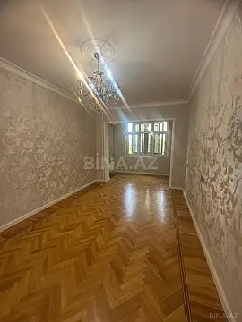 Satılır 4 otaqlı mənzil 100 m² — Bakı, 9-cu mikrorayon 4 otaq 100.00 m²