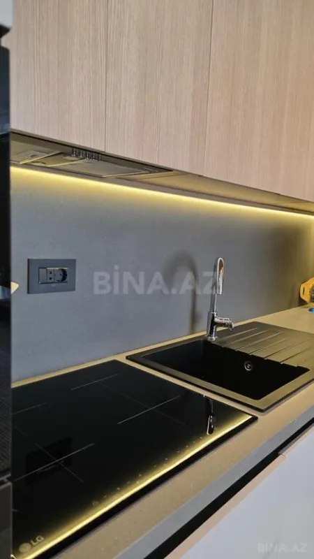 Kirayə verilir 2 otaqlı mənzil 103 m²