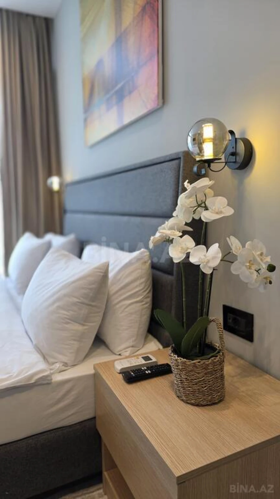 Kirayə verilir 2 otaqlı mənzil 103 m²