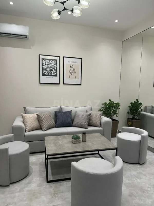 Kirayə verilir 2 otaqlı mənzil 95 m²