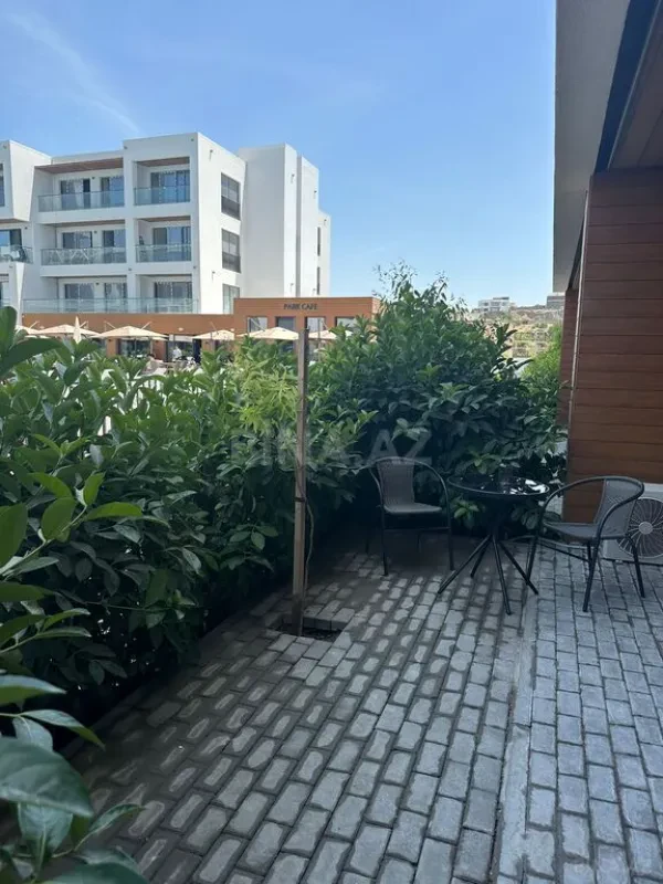 Kirayə verilir 2 otaqlı mənzil 95 m²