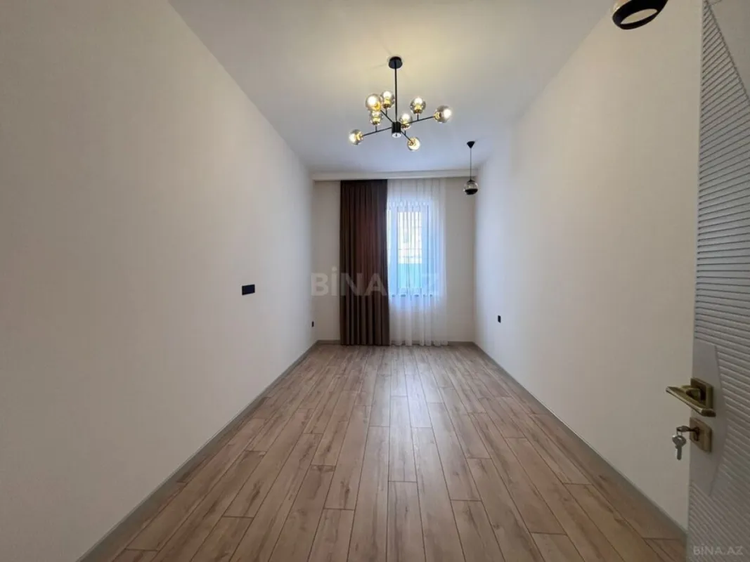 Satılır 4 otaqlı həyət evi 175 m²