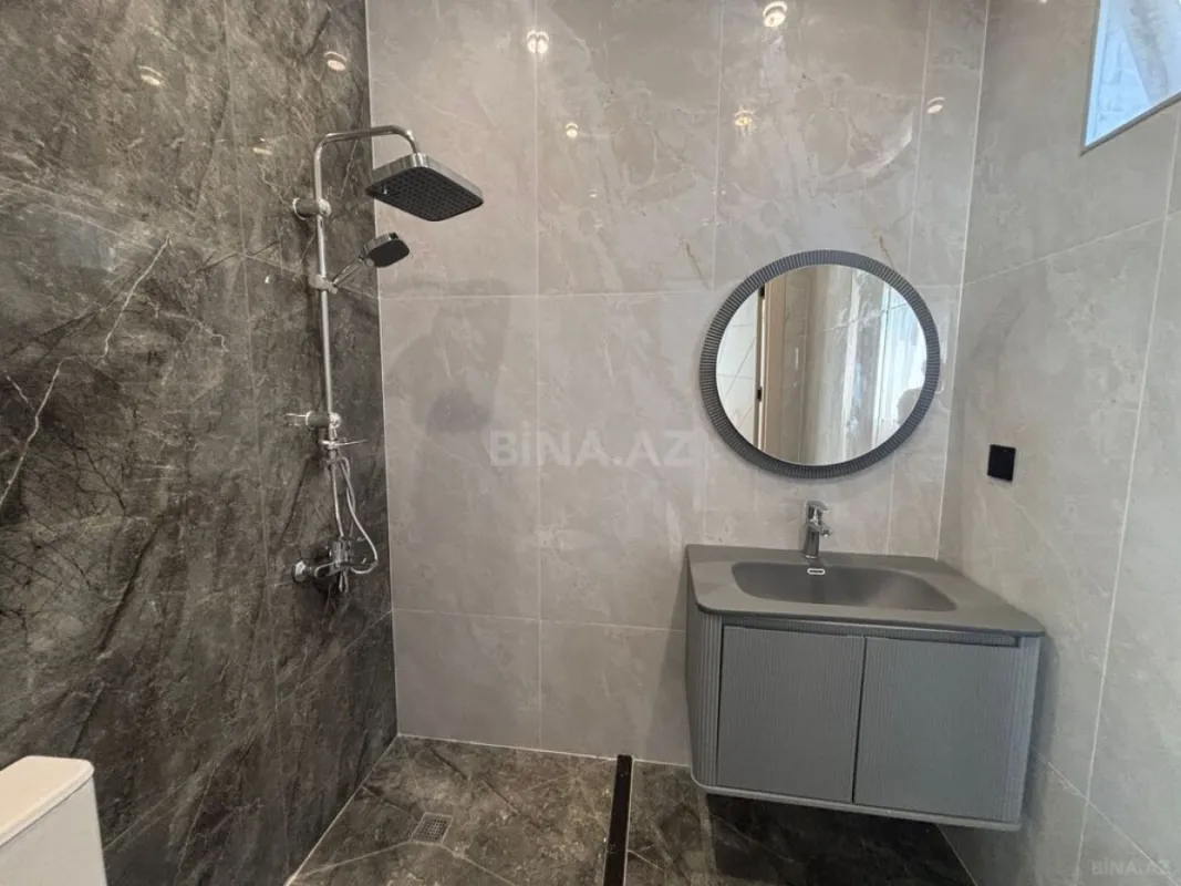 Satılır 4 otaqlı həyət evi 175 m²