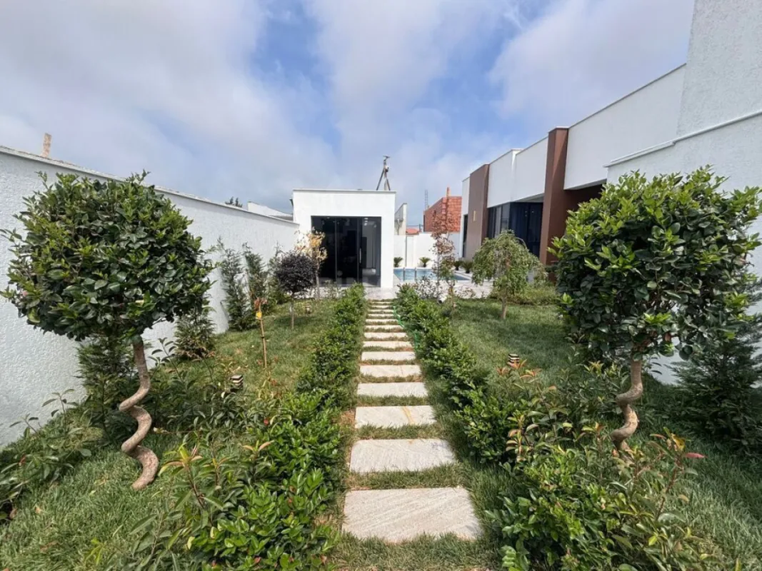 Satılır 4 otaqlı həyət evi 175 m²